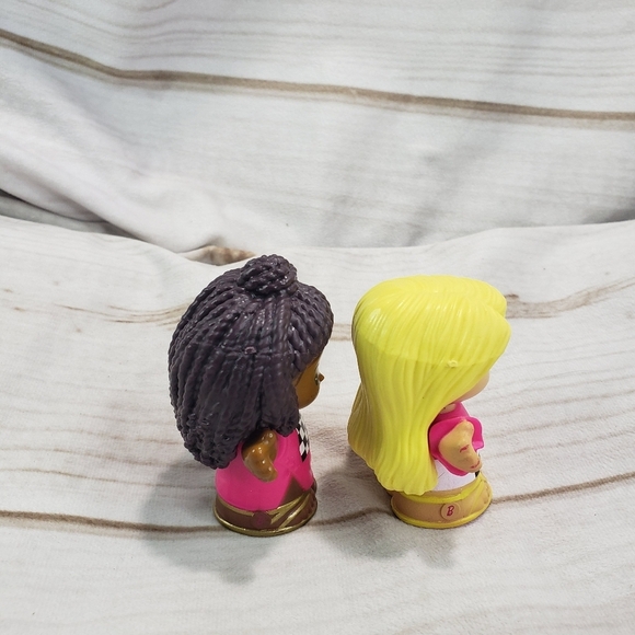 Fisher Price Little People Barbie Convertible Car Replacement Figures 3 Inch 22 - Picture 4 of 7